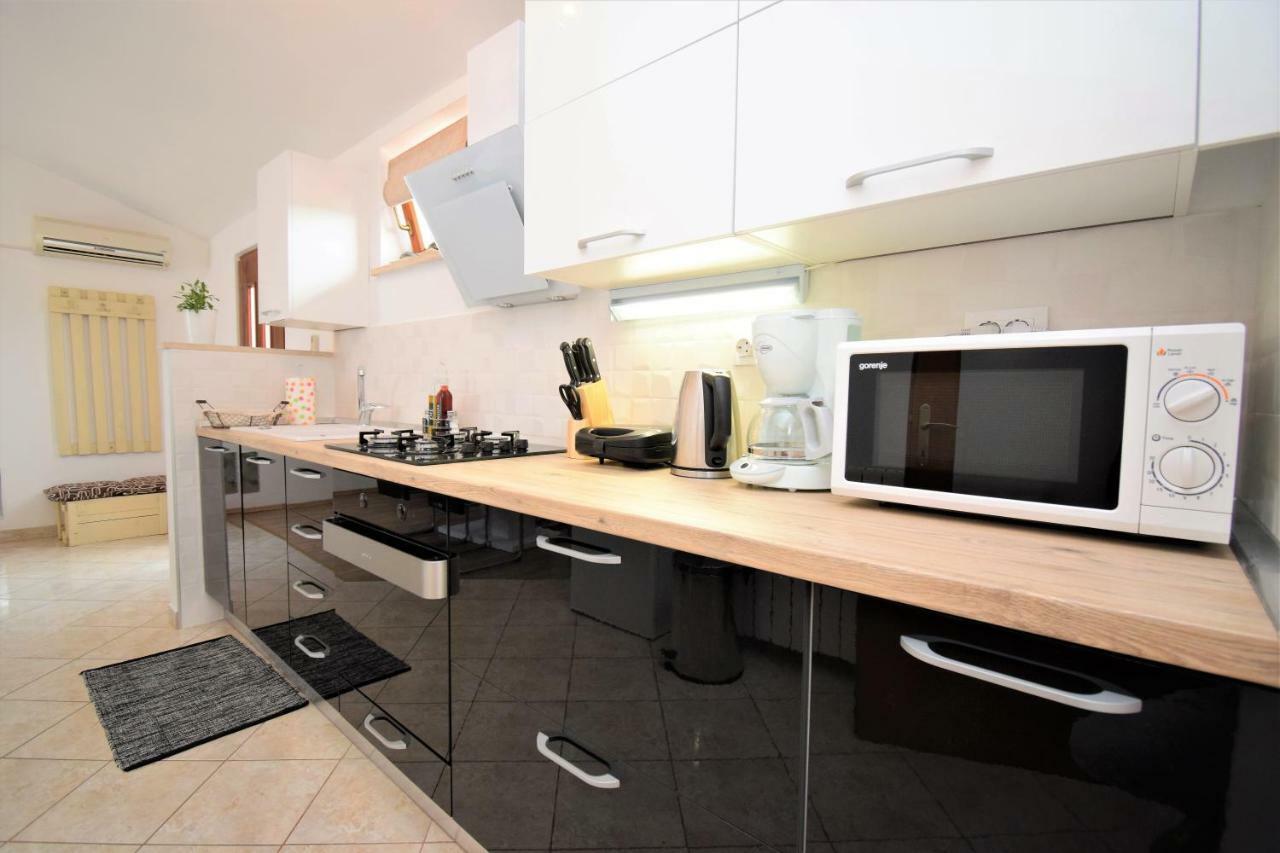 Apartment Vita Vodnjan Bagian luar foto