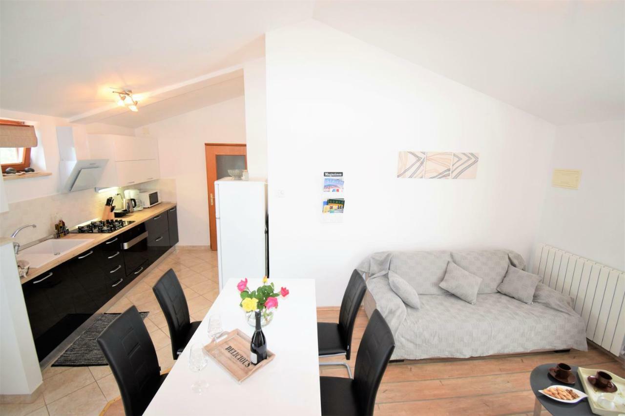 Apartment Vita Vodnjan Bagian luar foto