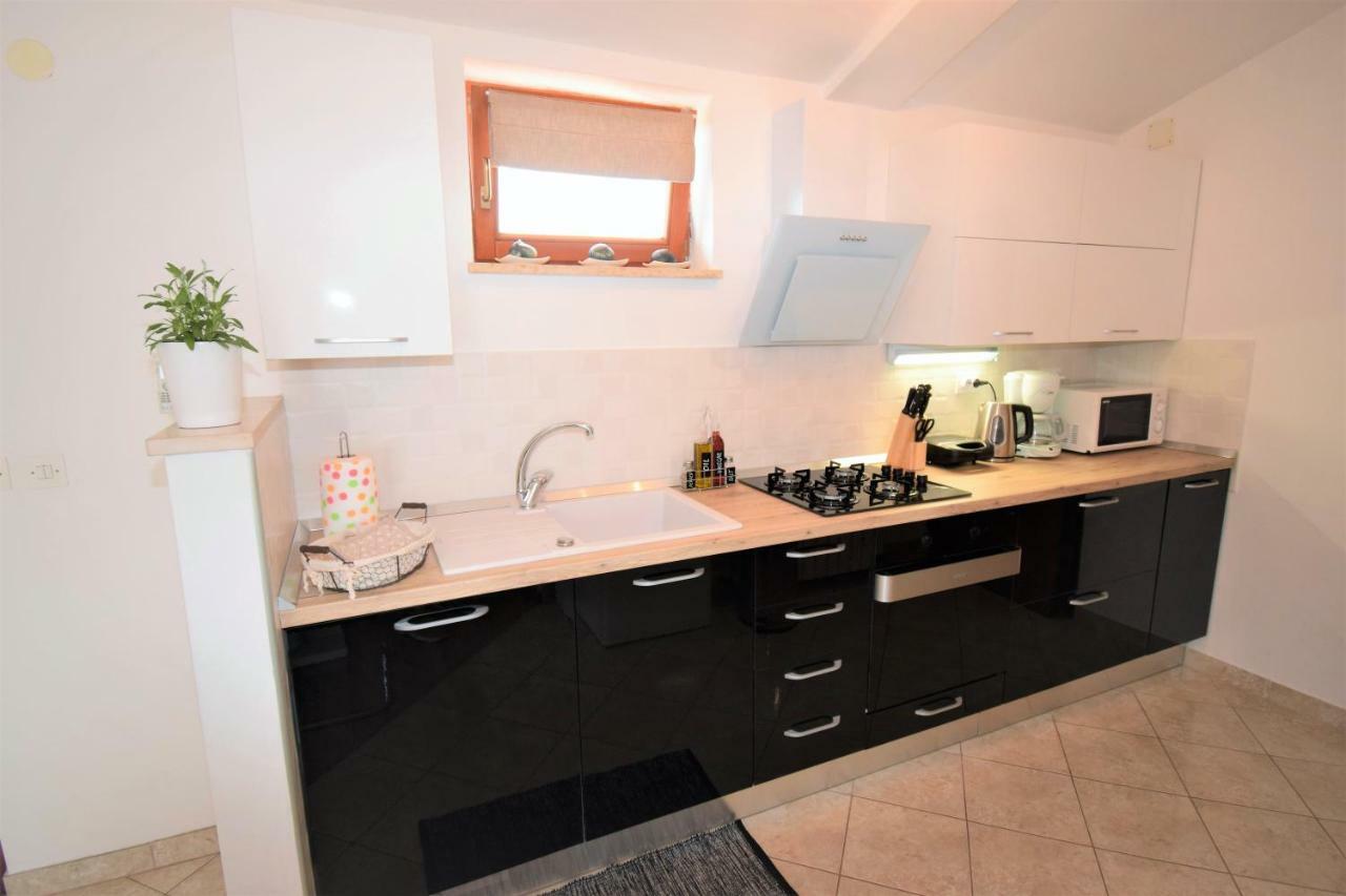 Apartment Vita Vodnjan Bagian luar foto