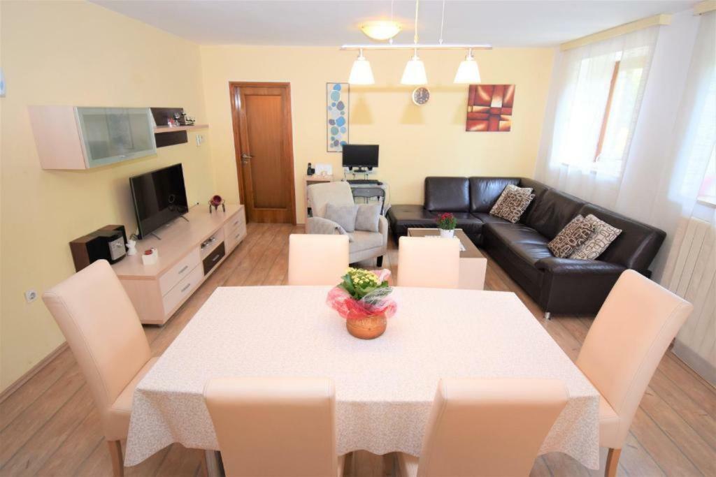 Apartment Vita Vodnjan Bagian luar foto