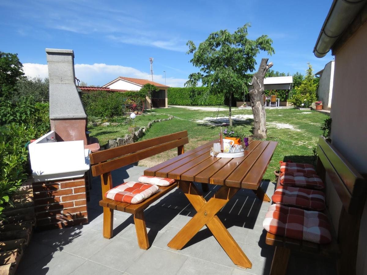 Apartment Vita Vodnjan Bagian luar foto